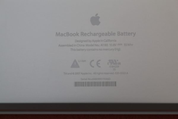 Pin MacBook A1181