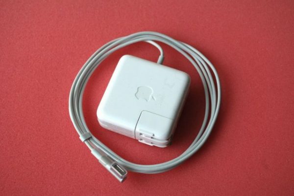 Sạc MacBook Air 11-inch Mid 2011 (1)